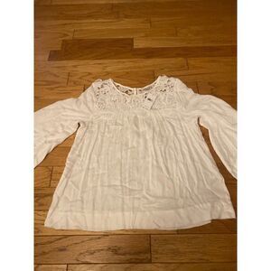 NWT Ella Moss, women's ivory wide sleeve floral lace blouse size medium